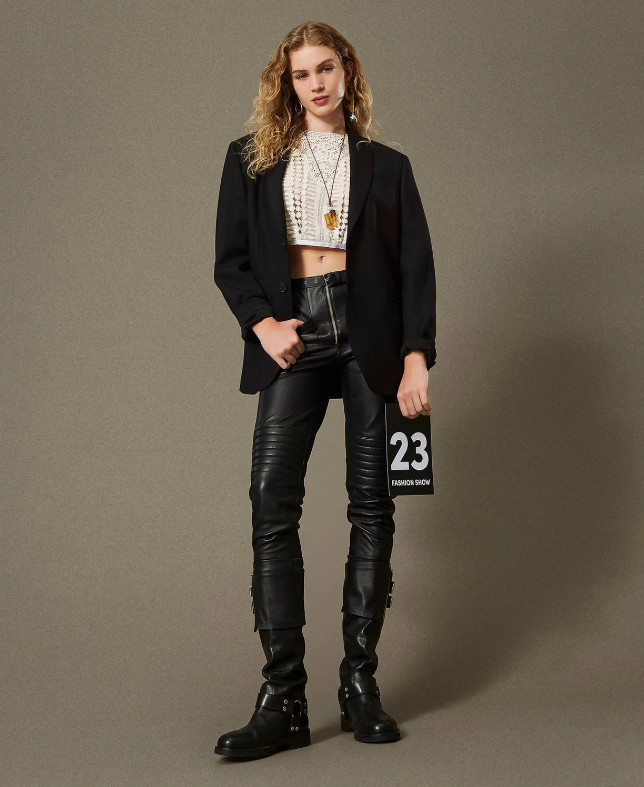 blazer_couture_en_serg_de_0.webp Blousons Et Doudounes | Blazers*TWINSET Milano Blazer Couture En Sergé De Laine Mélangée Noir