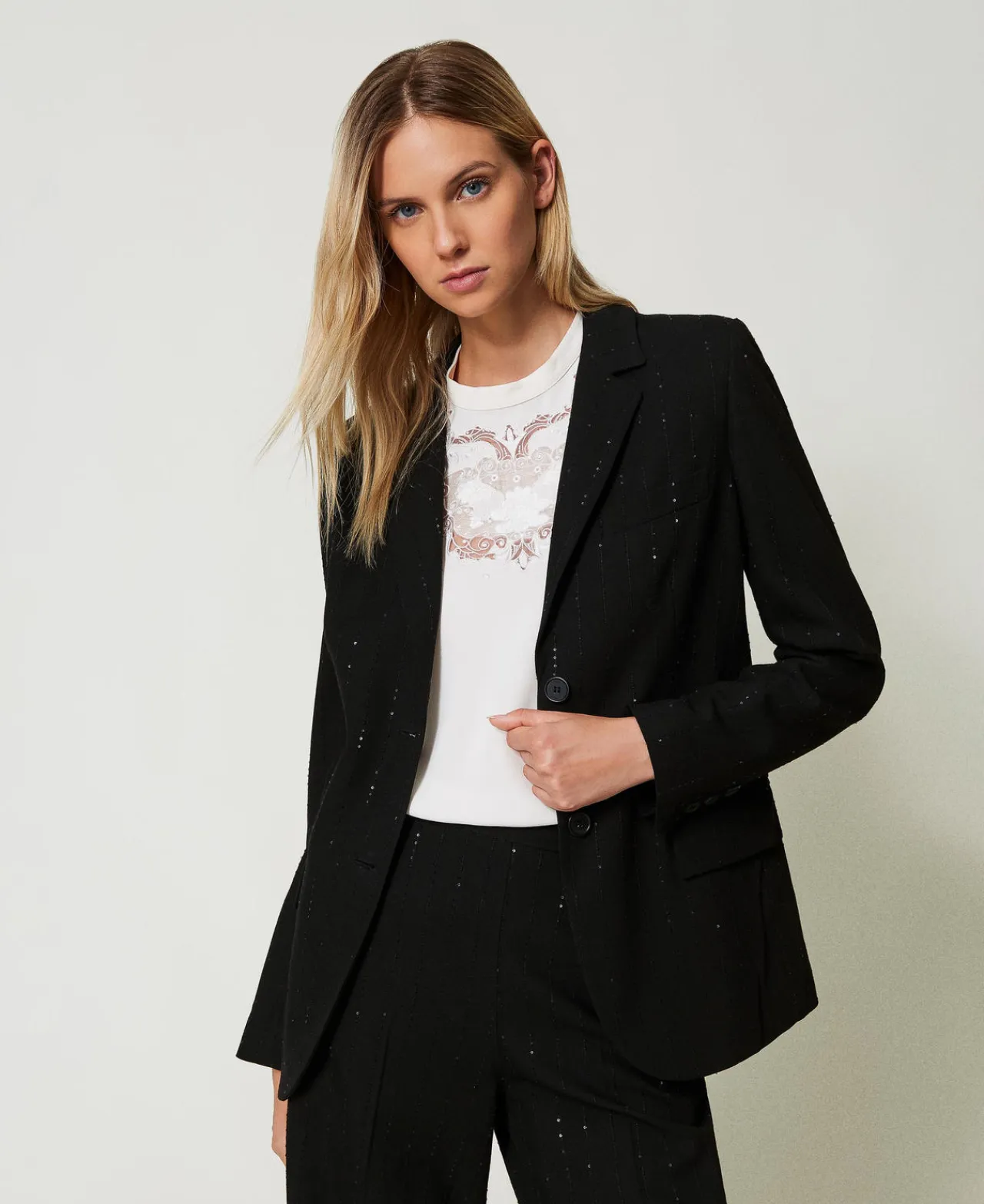 blazer_en_drap_avec_sequi_0.webp Blousons Et Doudounes | Blazers*TWINSET Milano Blazer En Drap Avec Sequins Noir