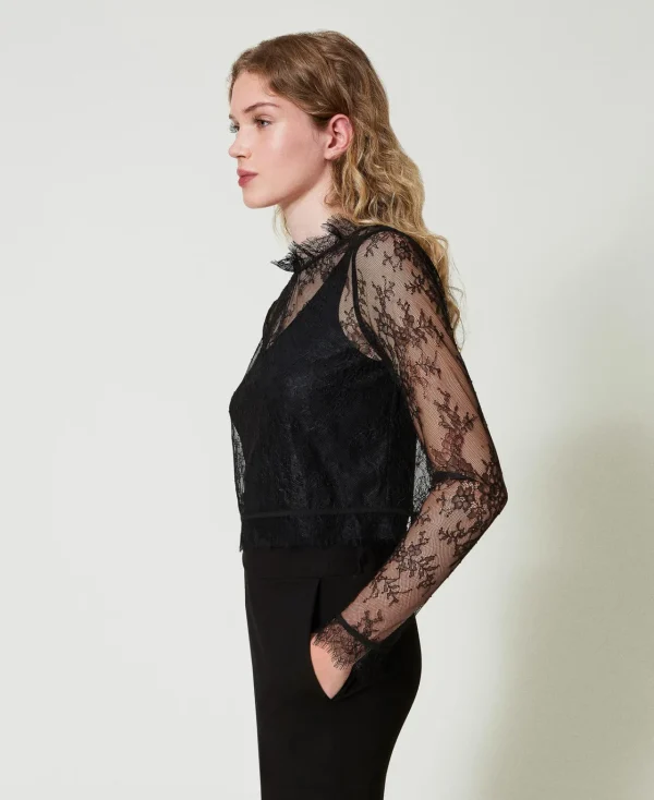 blouse_cropped_en_dentell_0.webp Blouses Et Chemises*TWINSET Milano Blouse Cropped En Dentelle Avec Top Noir
