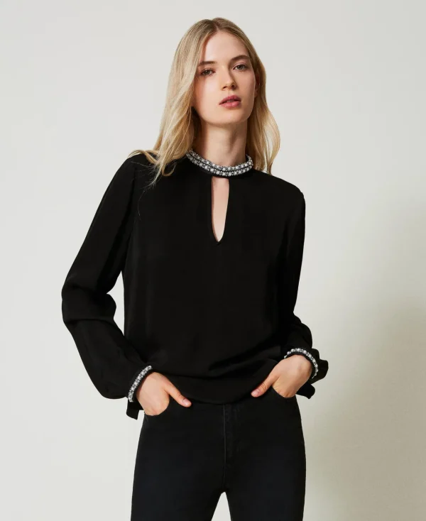 blouse_en_crpe_avec_brode_0-1.webp Blouses Et Chemises*TWINSET Milano Blouse En Crêpe Avec Broderies Noir
