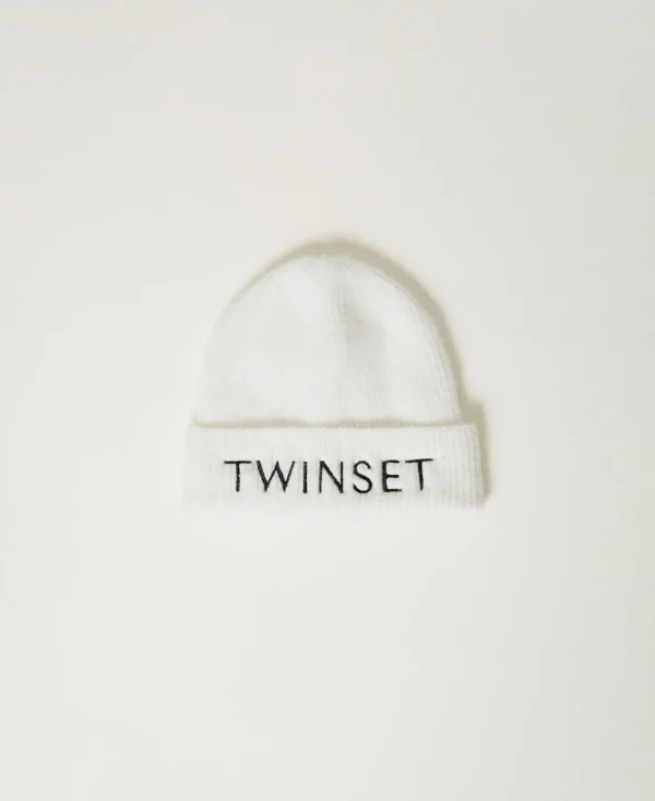 bonnet_en_maille_avec_bro_0-3.webp Accessoires*TWINSET Milano Bonnet En Maille Avec Broderie Siglée Off White