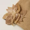 Chapeaux*TWINSET Milano Bonnet En Maille Avec Broche Florale Beige « Sesame »