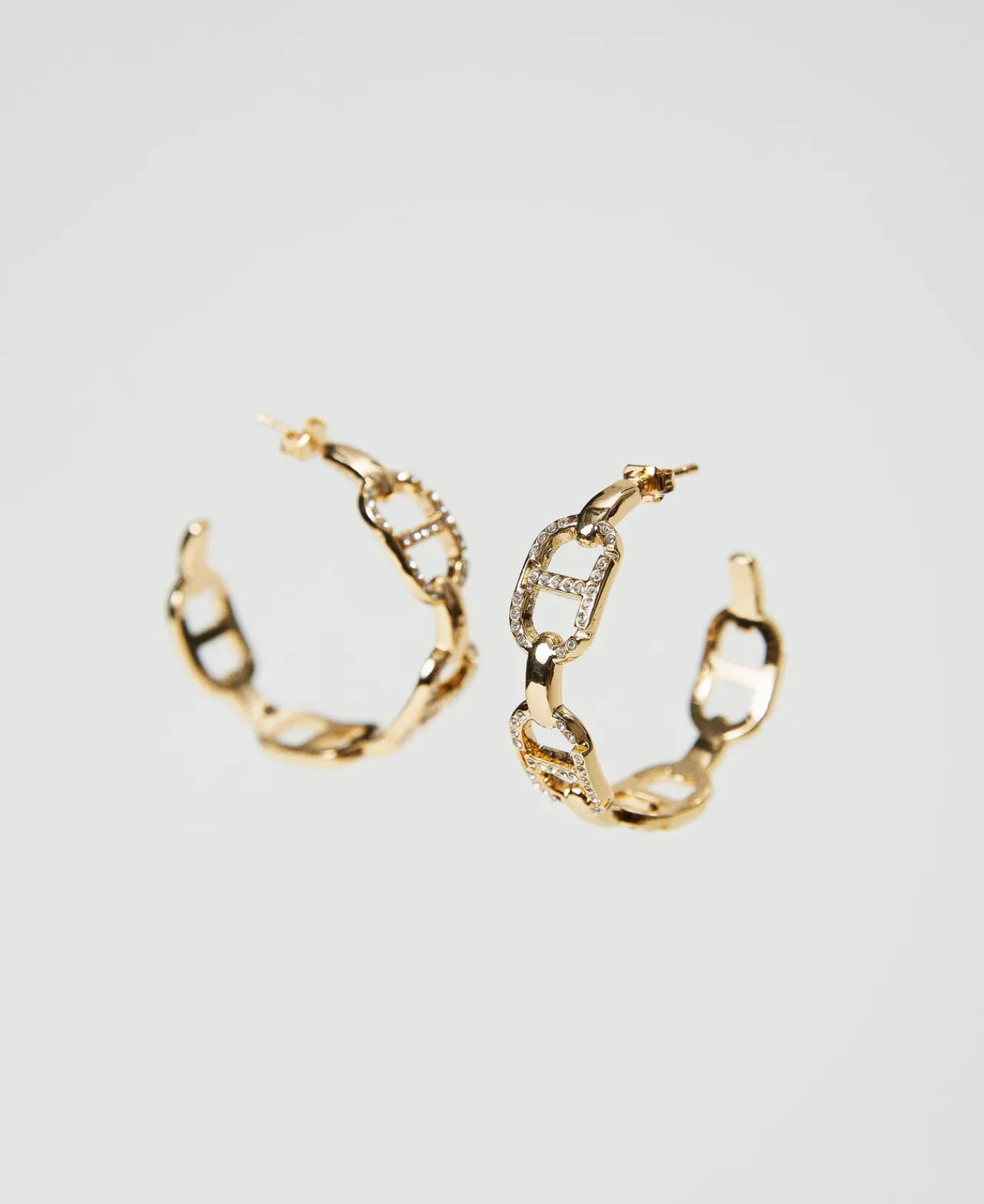 boucles_doreilles_avec_ch_0.webp Bijoux*TWINSET Milano Boucles D’oreilles Avec Chaîne Oval T Et Strass New Gold
