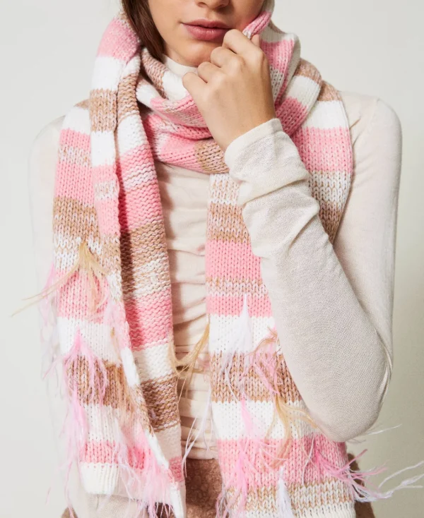 charpe_jacquard_avec_plum_1.webp Écharpes*TWINSET Milano Écharpe Jacquard Avec Plumes Multicolore Rose « Crystal Pink »/Marron « Cinnamon »/Blanc