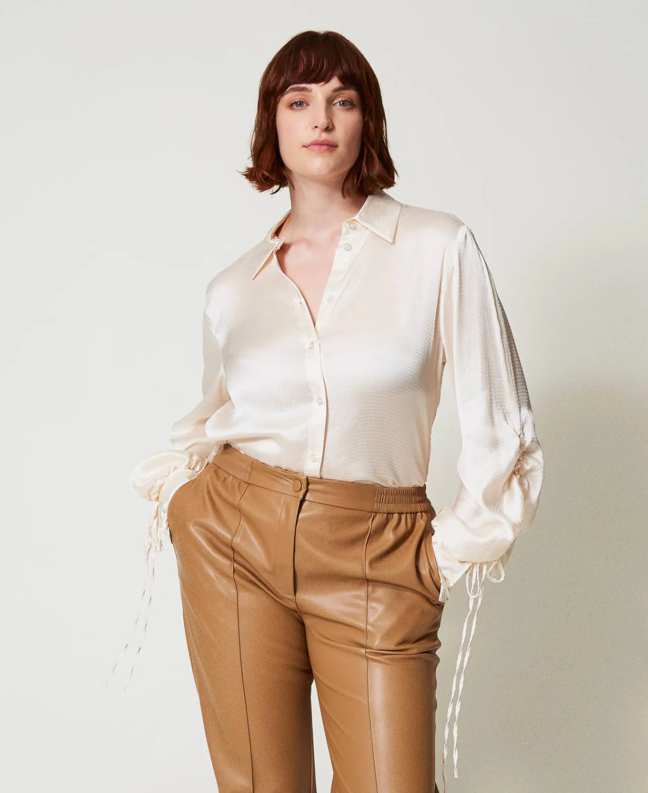 Blouses Et Chemises*TWINSET Milano Chemise En Satin Martelé Avec Ajour Blanc « Old White »