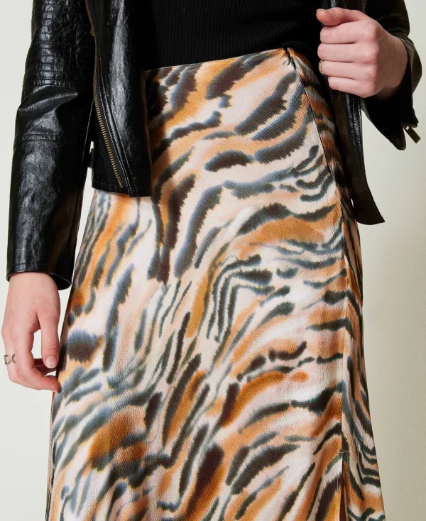 jupe_longue_en_satin_anim_4.webp Jupes*TWINSET Milano Jupe Longue En Satin Animalier Imprimé Tigre Orange « Tanné »/Noir