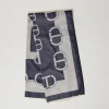 keffieh_jacquard_avec_log_0.webp Écharpes*TWINSET Milano Keffieh Jacquard Avec Logo Bicolore Blanc « White Cream »/Bleu Classique