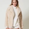 Manteaux Et Trenchs*TWINSET Milano Manteau Court En Fausse Fourrure Avec Oval T Blanc « White Cream »