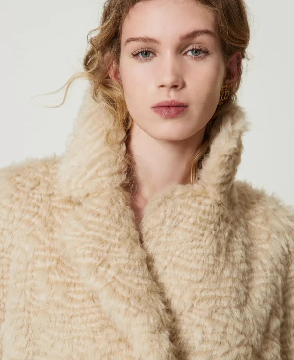 manteau_milong_en_fausse__5.webp Manteaux Et Trenchs*TWINSET Milano Manteau Mi-long En Fausse Fourrure Ivoire