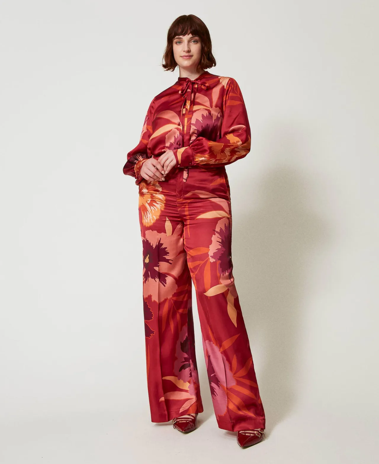 Pantalons Larges Et Palazzo*TWINSET Milano Pantalon Ample En Satin Floral Grandes Fleurs Rouge/Red Plum