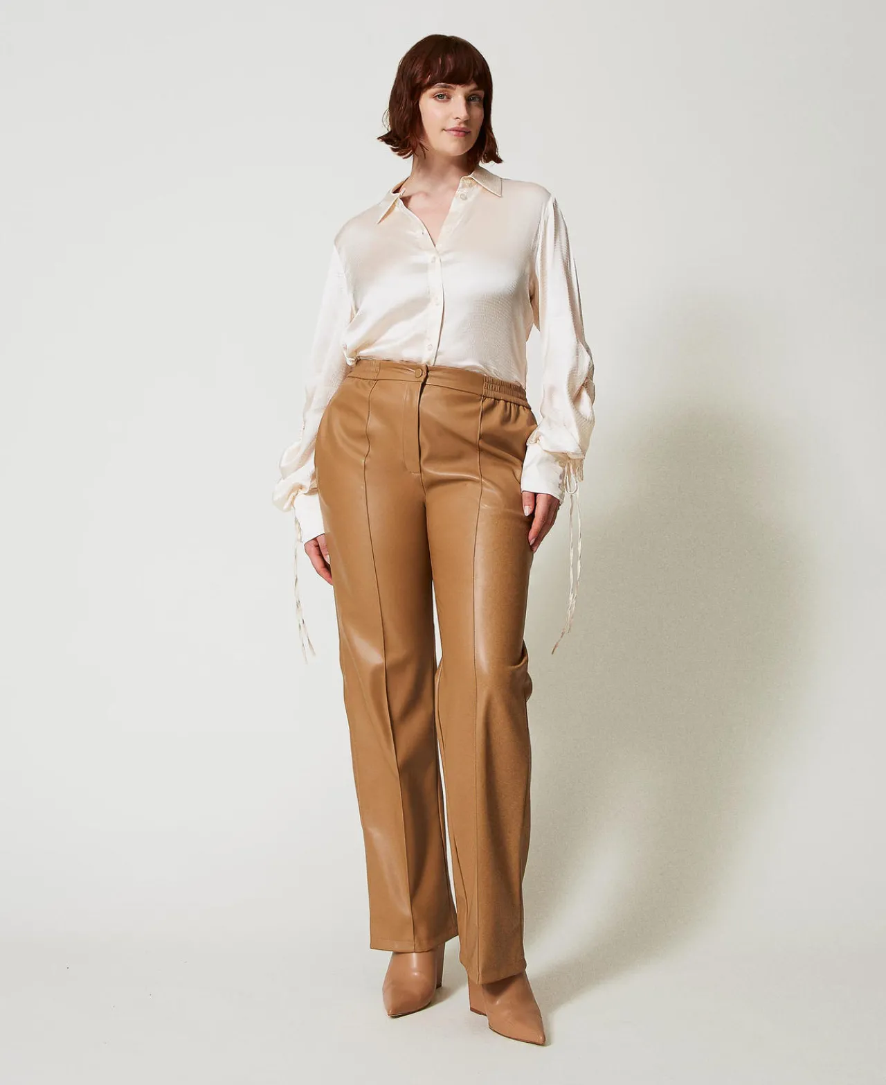 Pantalons Droits Et Cigarette*TWINSET Milano Pantalon Effet Cuir Avec élastique Marron « Sandy Brown »
