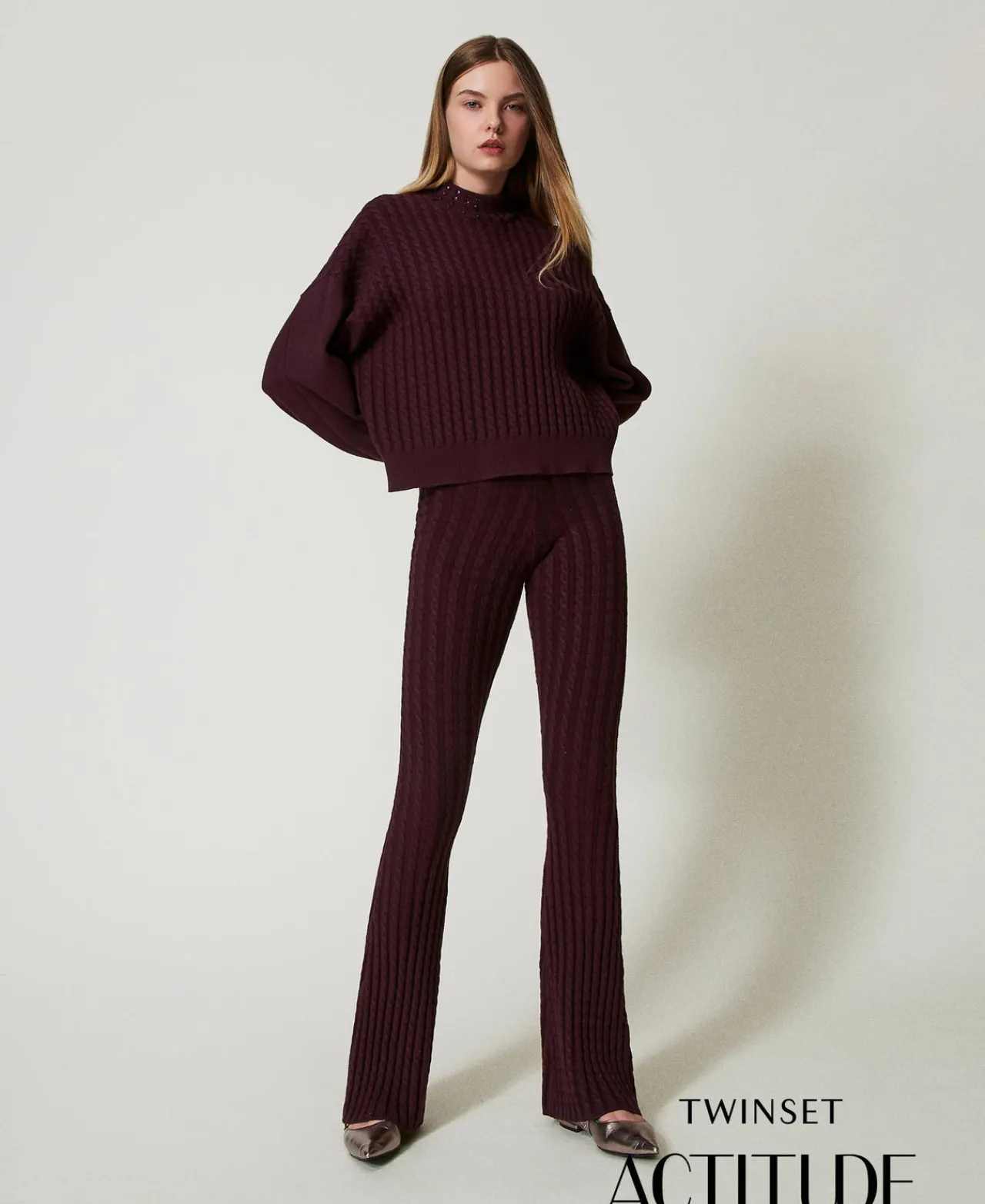 pantalon_vas_en_maille_to_0.webp Pantalons Évasés*TWINSET Milano Pantalon évasé En Maille Torsadée Potent Purple