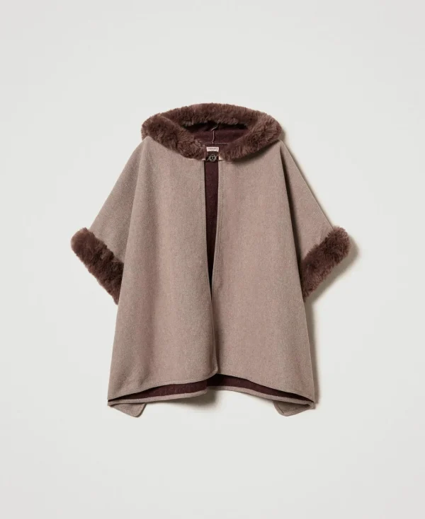 poncho_en_drap_et_fausse__1.webp Ponchos*TWINSET Milano Poncho En Drap Et Fausse Fourrure Chocolate Malt