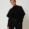 poncho_en_maille_avec_bro_0.webp Ponchos*TWINSET Milano Poncho En Maille Avec Broderie Siglée Noir