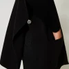 poncho_en_maille_avec_bro_4.webp Ponchos*TWINSET Milano Poncho En Maille Avec Broderie Siglée Noir