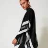 Ponchos*TWINSET Milano Poncho En Maille Jacquard Avec Logo Noir