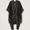 poncho_jacquard_avec_logo_1-1.webp Ponchos*TWINSET Milano Poncho Jacquard Avec Logo Noir