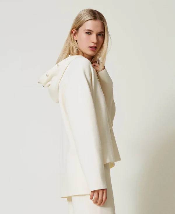 pull_avec_capuche_et_perl_3.webp Pulls Et Cardigans | Sweat-Shirts*TWINSET Milano Pull Avec Capuche Et Perles Blanc Antique White