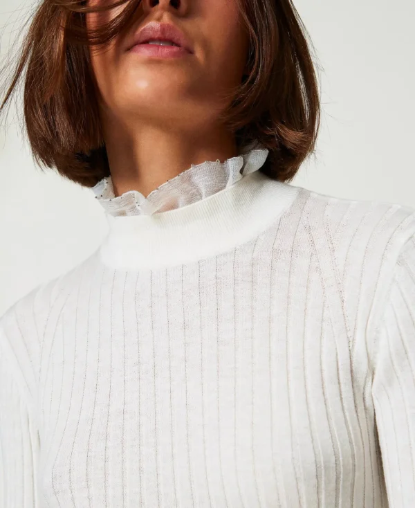 pull_col_montant_avec_per_4.webp Pulls Et Cardigans*TWINSET Milano Pull Col Montant Avec Perles Crème White