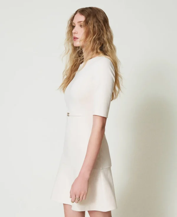 robe_courte_avec_bride_ov_2.webp Robes De Cérémonie | Robes Courtes*TWINSET Milano Robe Courte Avec Bride Oval T Blanc « Old White »