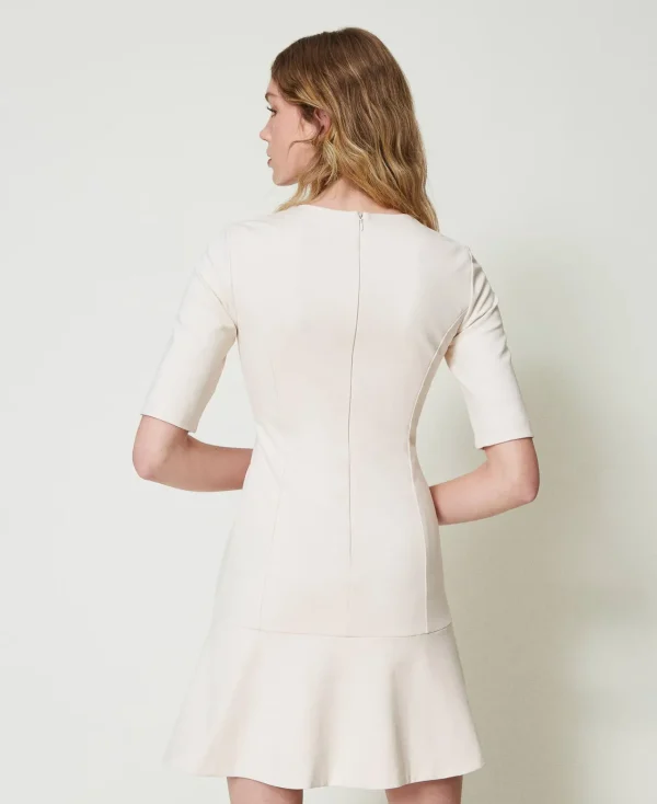 robe_courte_avec_bride_ov_3.webp Robes De Cérémonie | Robes Courtes*TWINSET Milano Robe Courte Avec Bride Oval T Blanc « Old White »