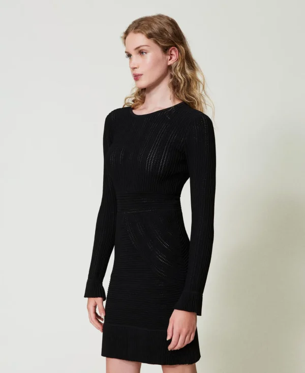 robe_courte_en_maille_ave_2-1.webp Robes En Maille | Robes Courtes*TWINSET Milano Robe Courte En Maille Avec Mélange De Points Noir
