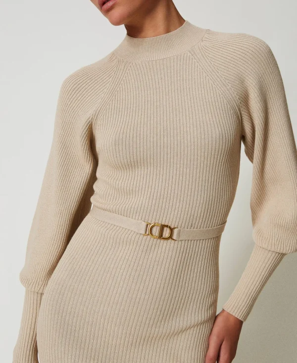 robe_courte_en_maille_cte_4-1.webp Robes En Maille | Robes Courtes*TWINSET Milano Robe Courte En Maille Côtelée Avec Ceinture Blanc « White Cream »