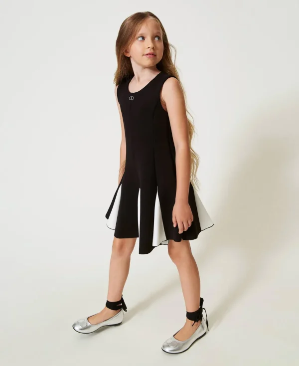 robe_courte_en_scuba_bico_2.webp Robes*TWINSET Milano Robe Courte En Scuba Bicolore Bicolore Noir / Blanc Cassé