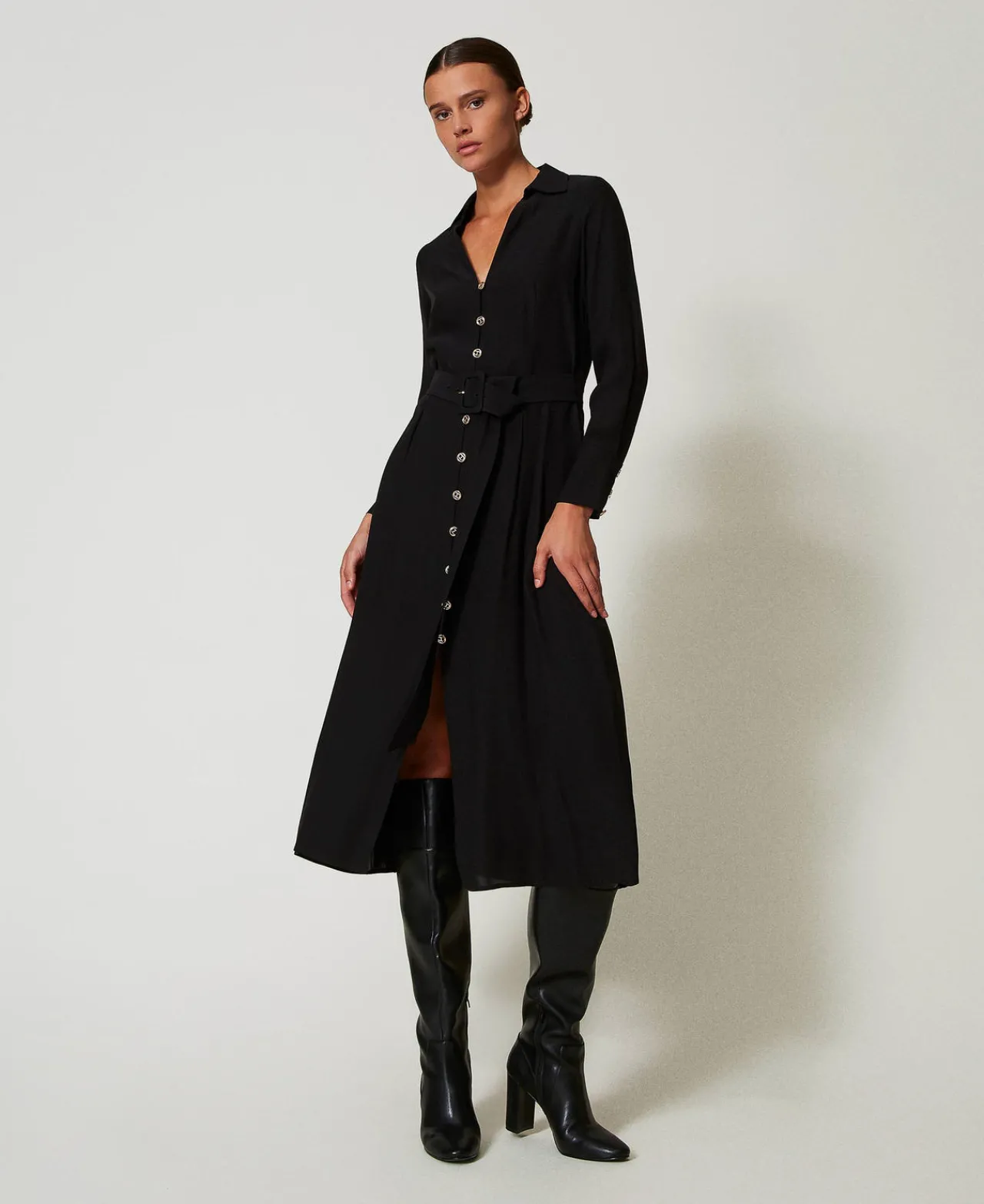 robe_longue_chemisier_en__0.webp Robes Longues*TWINSET Milano Robe Longue Chemisier En Crêpe Georgette Noir
