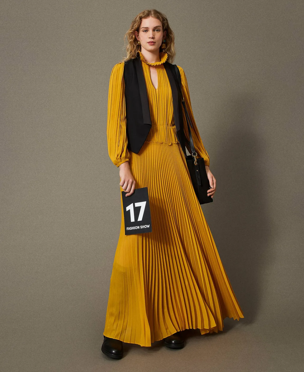 Robes De Cérémonie | Robes Élégantes*TWINSET Milano Robe Longue En Crêpe Georgette Plissé Jaune Ocre