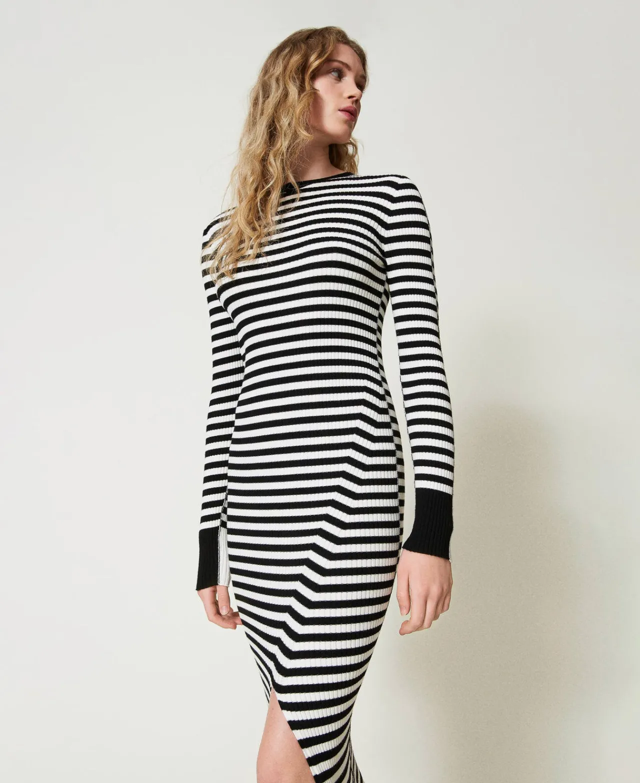Robes En Maille | Robes Longues*TWINSET Milano Robe Longue En Maille Rayée Bicolore Noir/Blanc Neige
