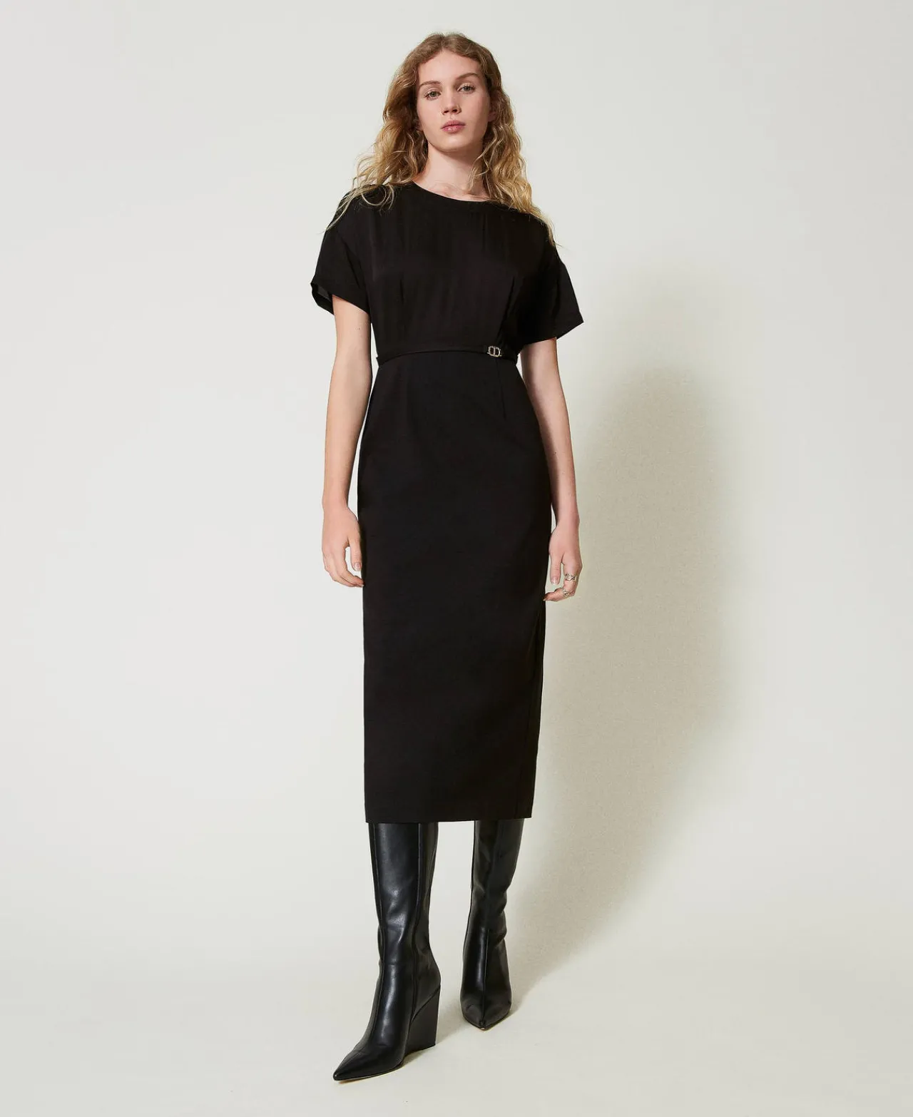 robe_midi_avec_bride_oval_0.webp Robes De Cérémonie | Robes Élégantes*TWINSET Milano Robe Midi Avec Bride Oval T Noir