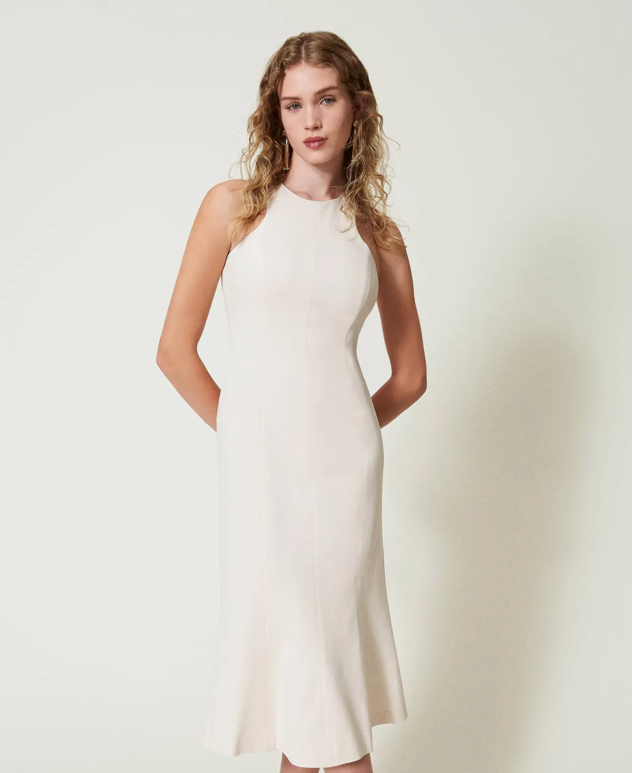 robe_midi_avec_encolure_a_0.webp Robes De Cérémonie | Robes Élégantes*TWINSET Milano Robe Midi Avec Encolure Américaine Blanc « Old White »