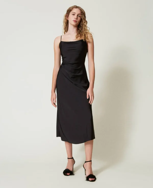 robe_midi_en_satin_avec_d_0.webp Robes De Cérémonie | Robes Midi*TWINSET Milano Robe Midi En Satin Avec Drapé Noir