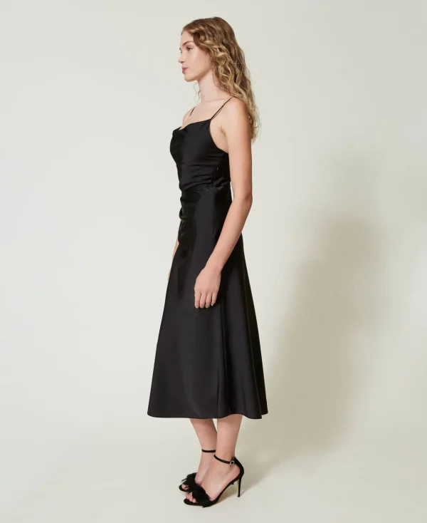 robe_midi_en_satin_avec_d_2.webp Robes De Cérémonie | Robes Midi*TWINSET Milano Robe Midi En Satin Avec Drapé Noir