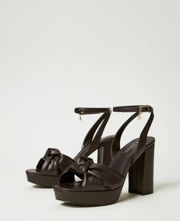 sandales_plateformes_avec_2.webp Chaussures À Talons | Escarpins Et Sandales*TWINSET Milano Sandales Plateformes Avec Nœud Marron « Molè »