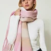 tole_en_drap_jacquard_1.webp Écharpes*TWINSET Milano Étole En Drap Jacquard Multicolore Carreau Les Beiges/Rose « Prism Pink »