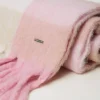 tole_en_drap_jacquard_2.webp Écharpes*TWINSET Milano Étole En Drap Jacquard Multicolore Carreau Les Beiges/Rose « Prism Pink »
