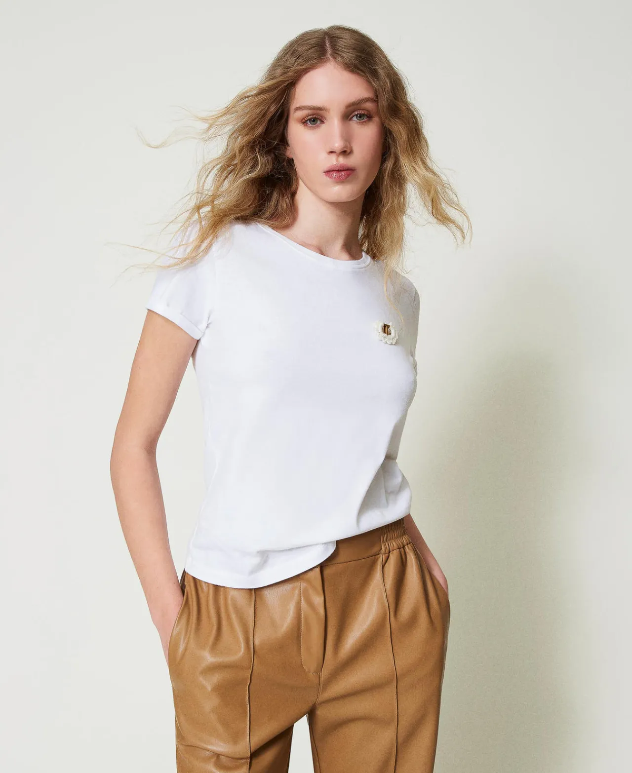 T-Shirts Et Tops*TWINSET Milano T-shirt Ajusté Avec Broche Crochet Blanc