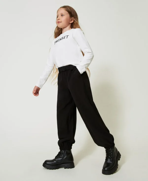 tshirt_cropped_avec_logo__2-1.webp T-Shirts Et Tops*TWINSET Milano T-shirt Cropped Avec Logo Brodé Bicolore Blanc Cassé / Noir